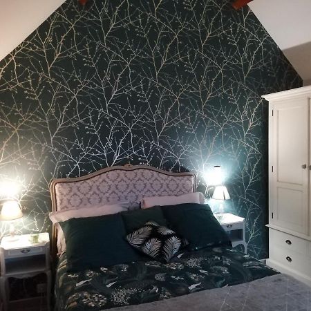 Le Clos Des Augers. Chambre Descartes Azay-sur-Cher Экстерьер фото